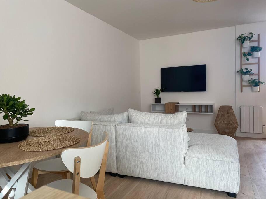Un Petit Coin Sous Les Toits Villa Hautvillers Luaran gambar